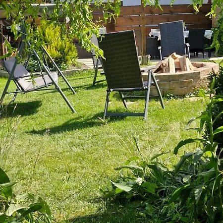 Pro 2 S Vlastni Koupelnou A Minikuchynkou Velke Svatonovice